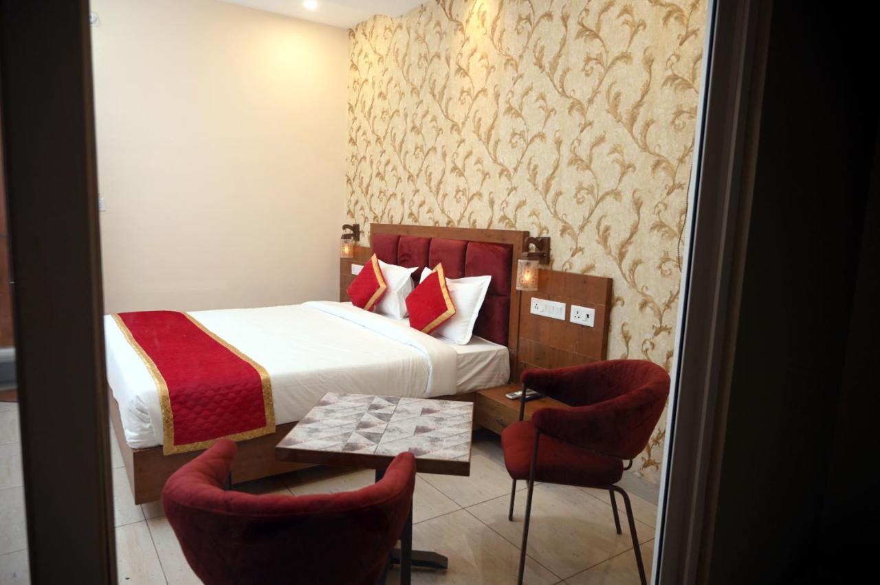 Hotel Singla Residency Kangra Bagian luar foto