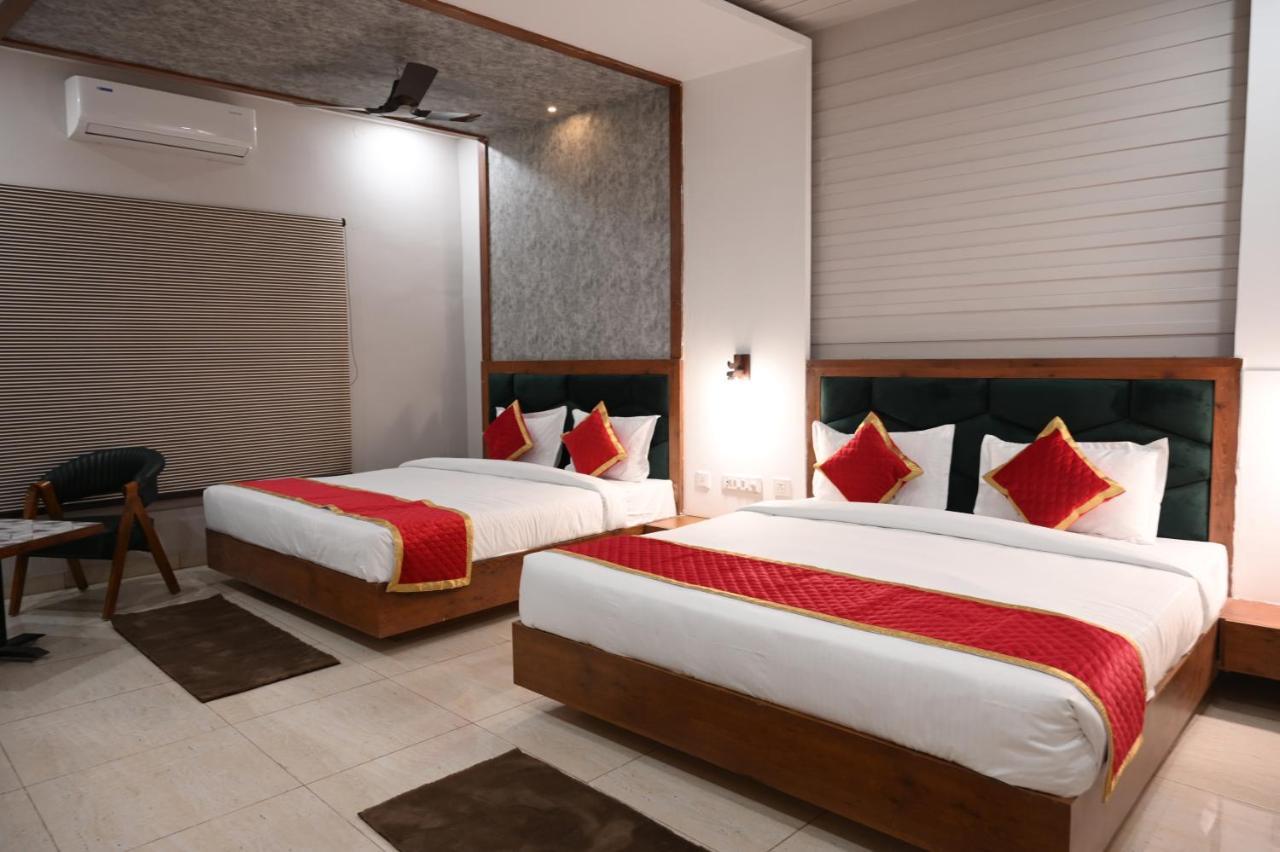 Hotel Singla Residency Kangra Bagian luar foto