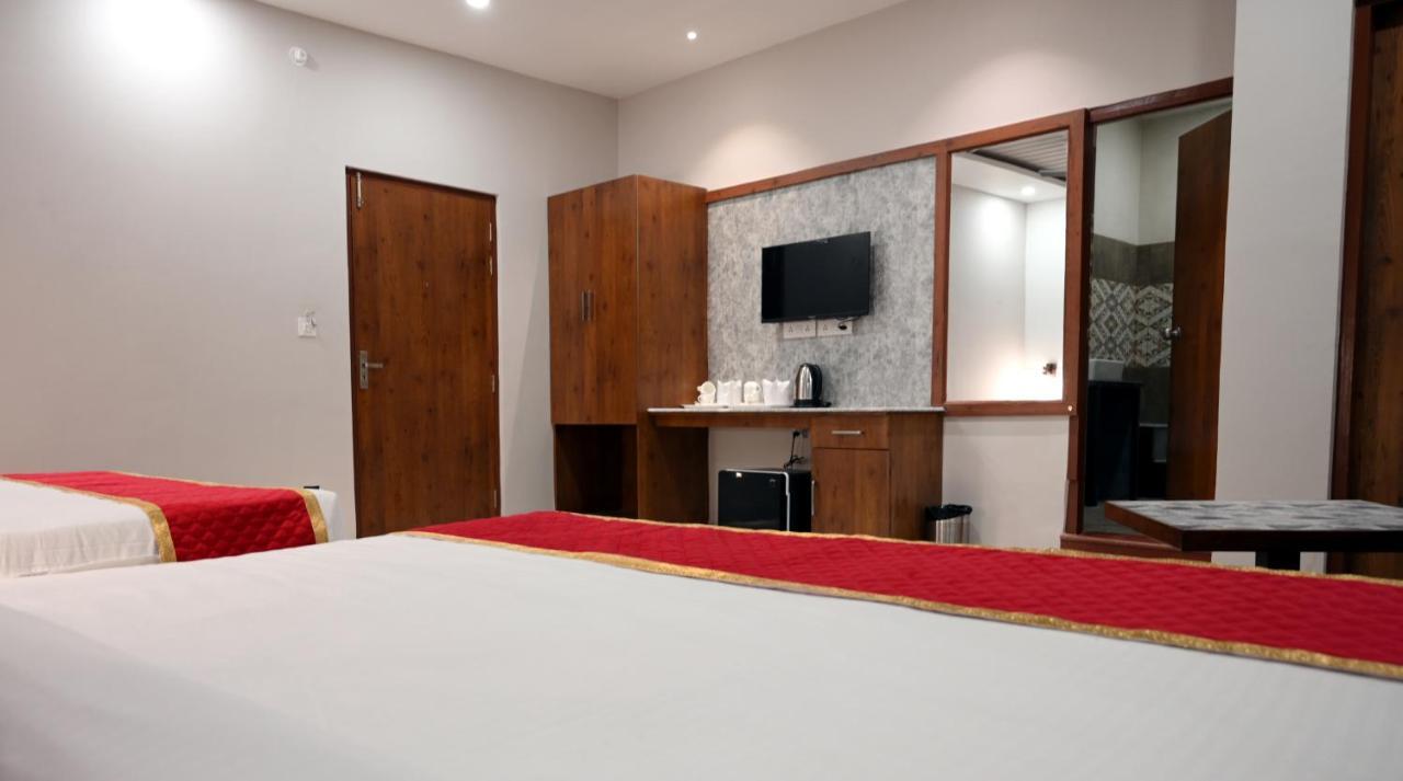 Hotel Singla Residency Kangra Bagian luar foto