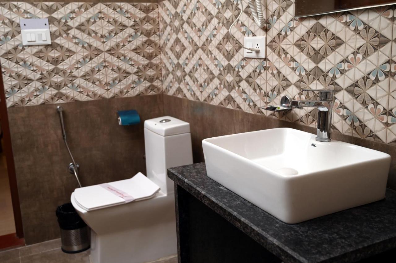 Hotel Singla Residency Kangra Bagian luar foto